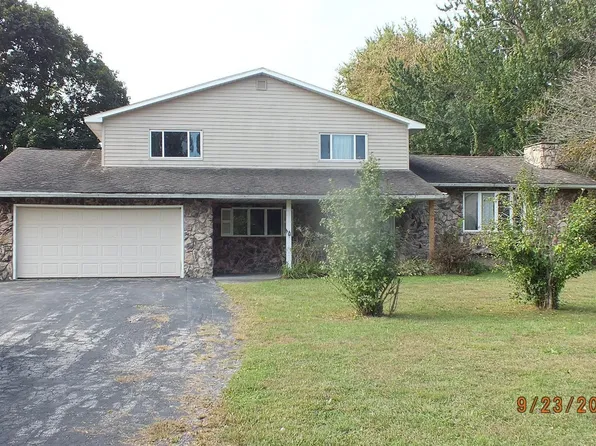 2843 N Otter Creek Rd, Monroe, MI 48161