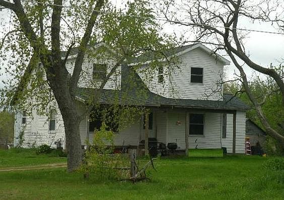 1st image of 15025 Meddler Ave
