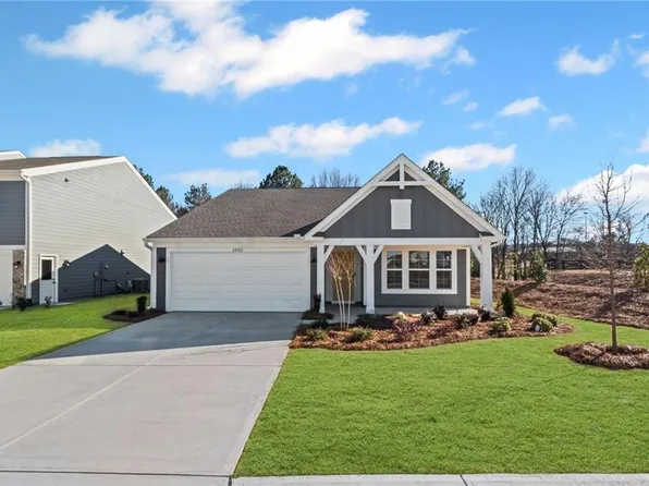 1002 Rainier Dr, Kingston, GA 30145