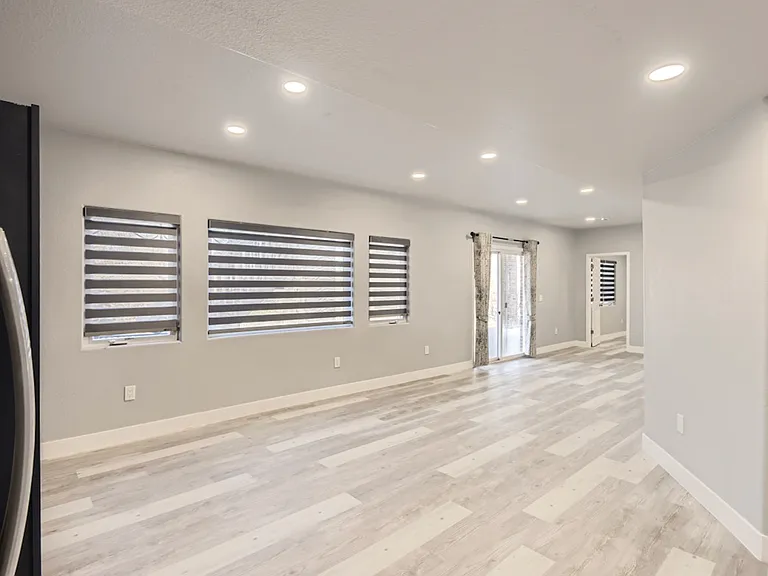 15721 E Lake Cir — Photo 16
