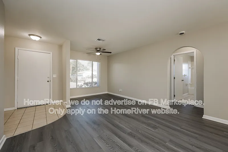 3 bed, 2.0 bath, 1498 sqft, $1,835 — Photo 3
