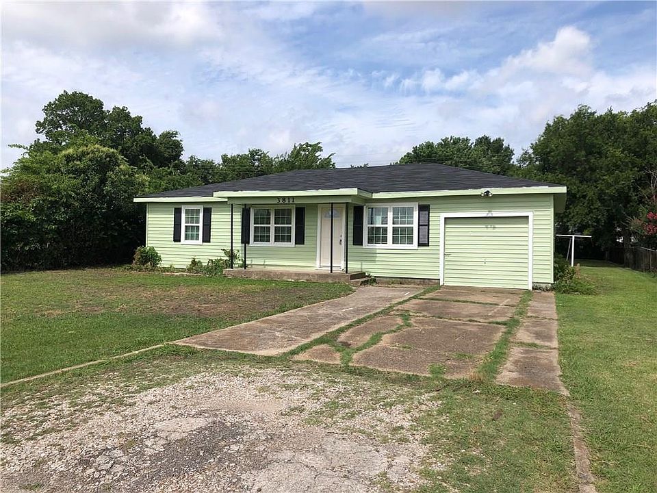 1st image of 3811 Criswell Dr