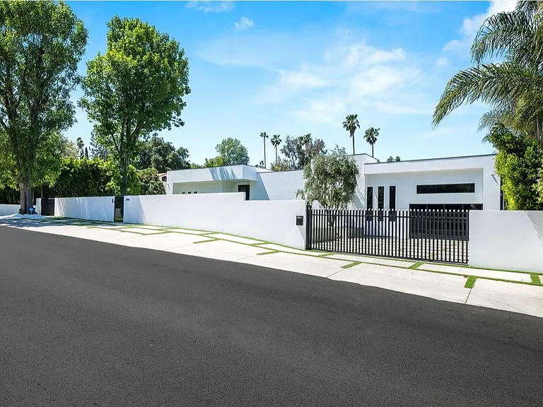 20141 Wells Dr — Photo 10
