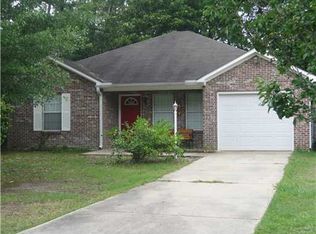 5571 Dead River Dr, Gautier, MS 39553