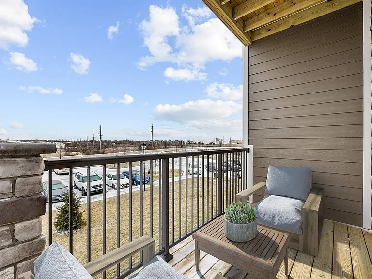 Citrine Apartments — Photo 31