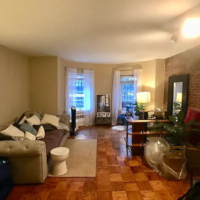 Rented by Irving Properties of New York, LLC | media 14