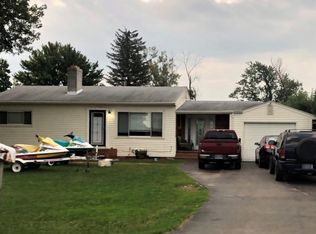 13499 S Horrell Rd, Fenton, MI 48430