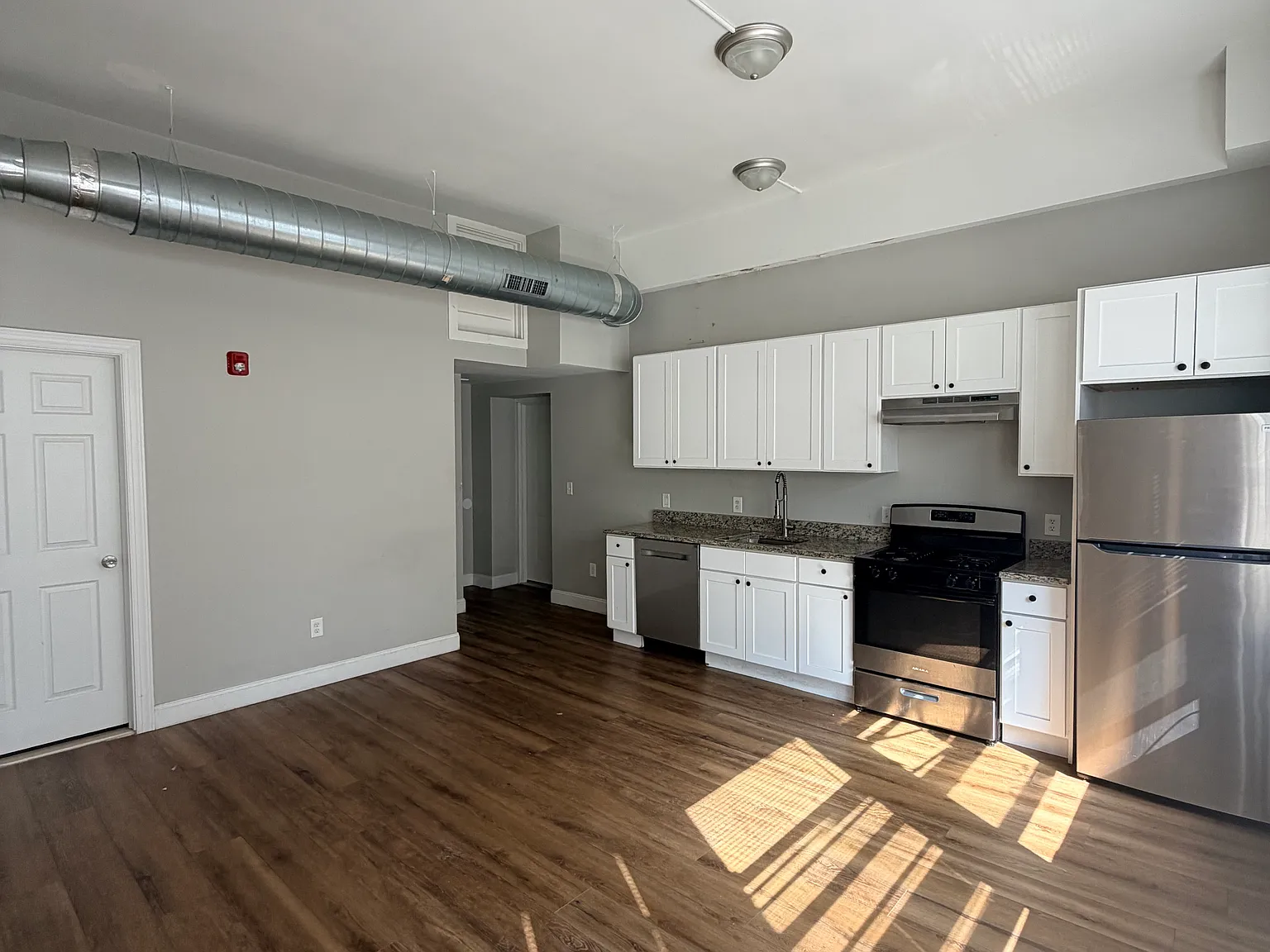 2 bed, $1,750 — Photo 3