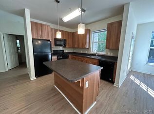 10 Norden Pl #146, Norwalk, CT 06855