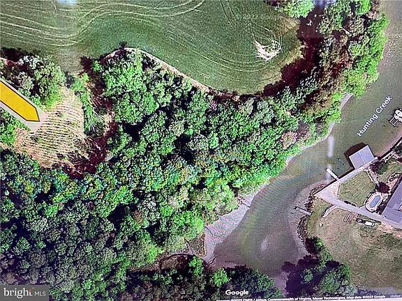 3rd image of 0 Robins Point Ave
