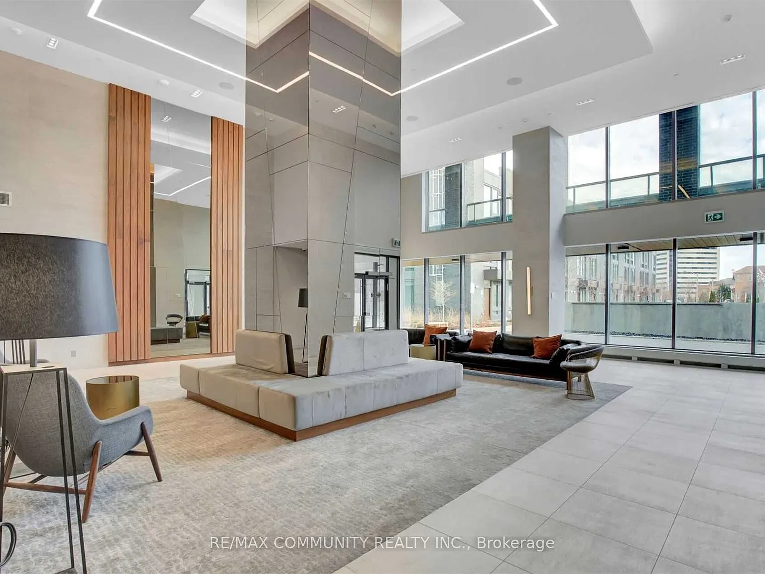 2 bed, $2,325 — Photo 4