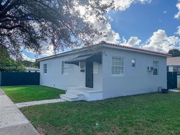 601 De Leon Dr #0, Miami, FL 33166