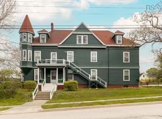 8 James St, Yarmouth, NS B5A2V1