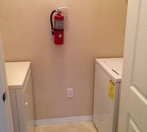 3rd image of 10106 Courtney Oaks Cir APT 101