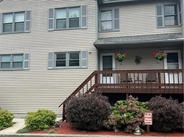 1603 Plainfield Pike APT B5, Johnston, RI 02919