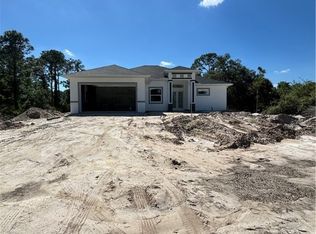 1921 Hamilton Ave, Lehigh Acres, FL 33972