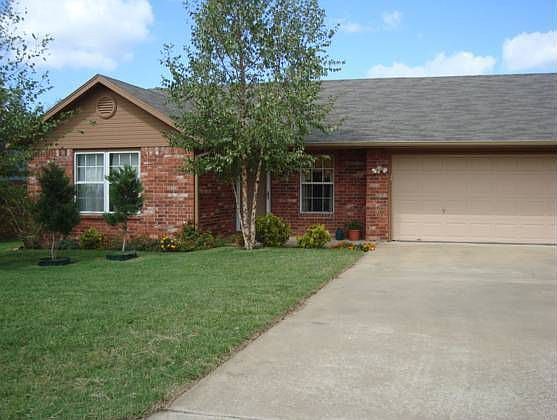 1st image of 4420 W Cheyenne Dr