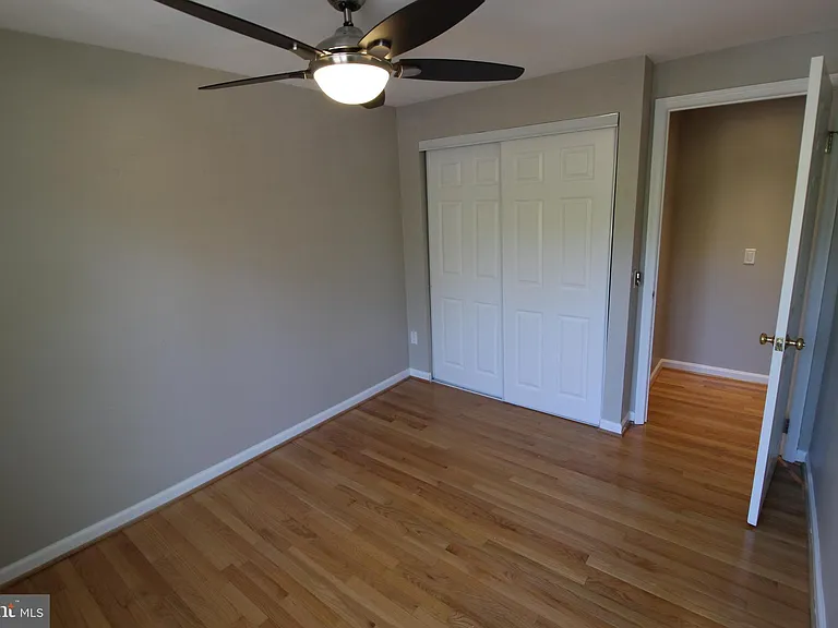 6055 Meyers Landing Ct — Photo 21