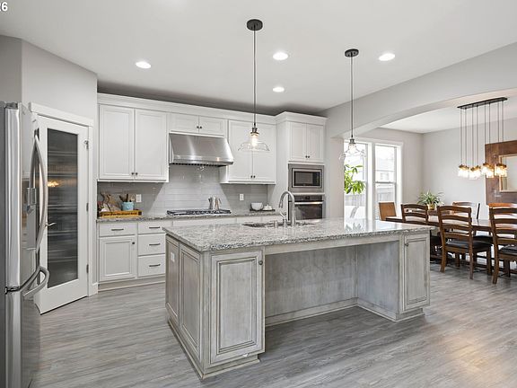 3rd image of 9508 NE 163rd Ave