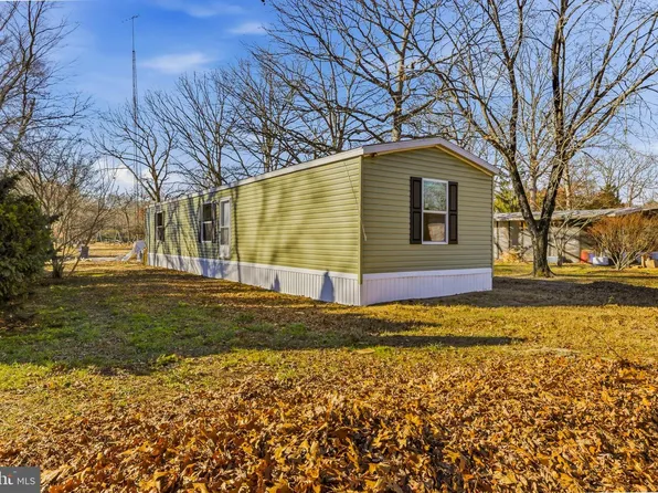 31 Briarwood Ln, Elmer, NJ 08318