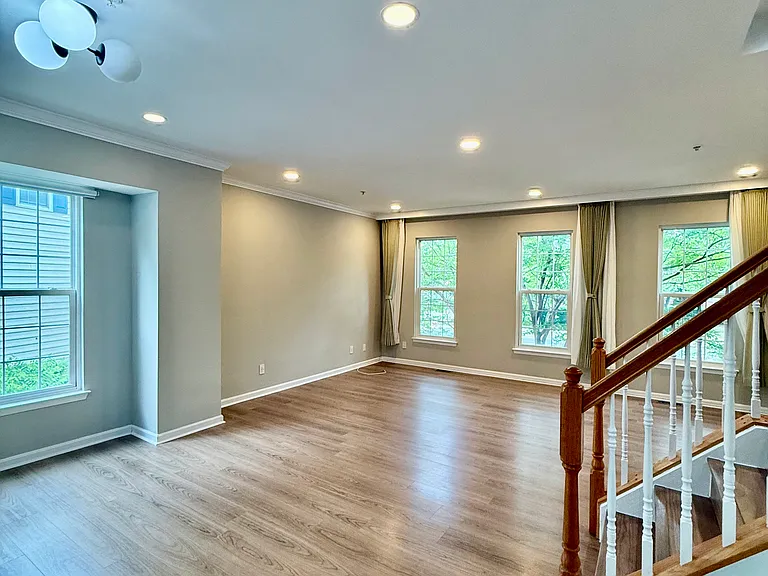 9730 Washingtonian Blvd — Photo 19