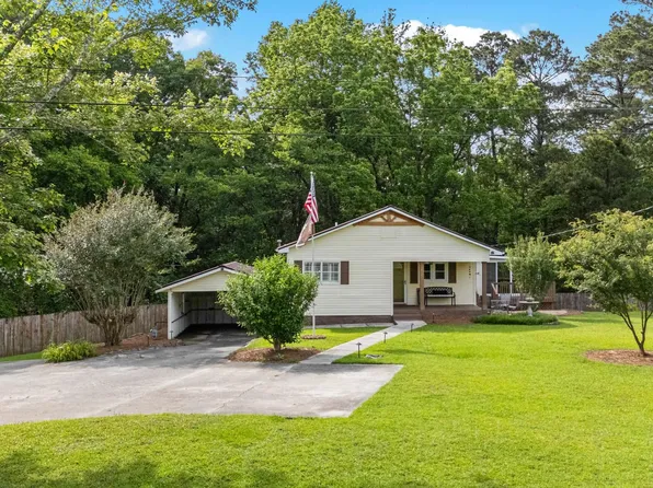 1224 Whitten Rd, Mount Olive, AL 35117