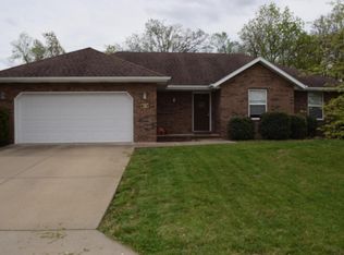 106 E Pintail Dr, Ozark, MO 65721