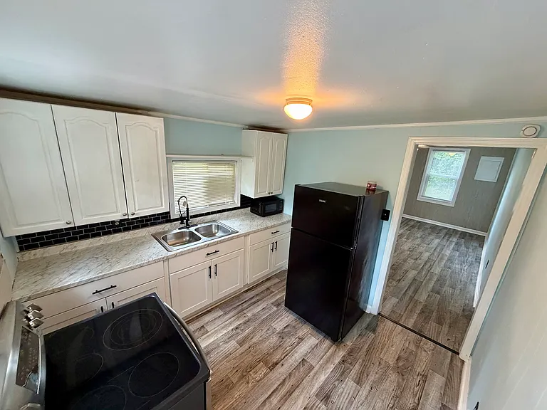 1625 Old Bainbridge Rd — Photo 7