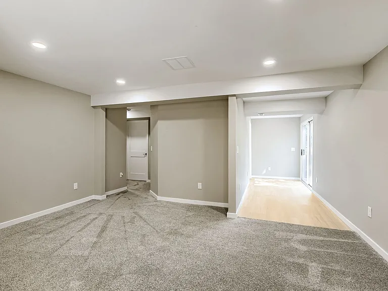 9344 Montrose Way — Photo 21