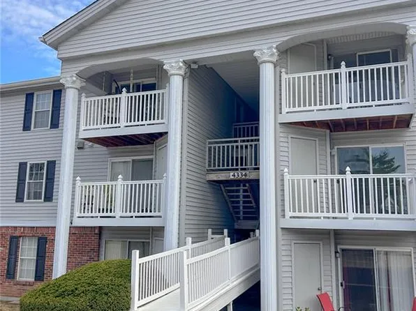 4334 Arrow Tree Dr APT J, Saint Louis, MO 63128