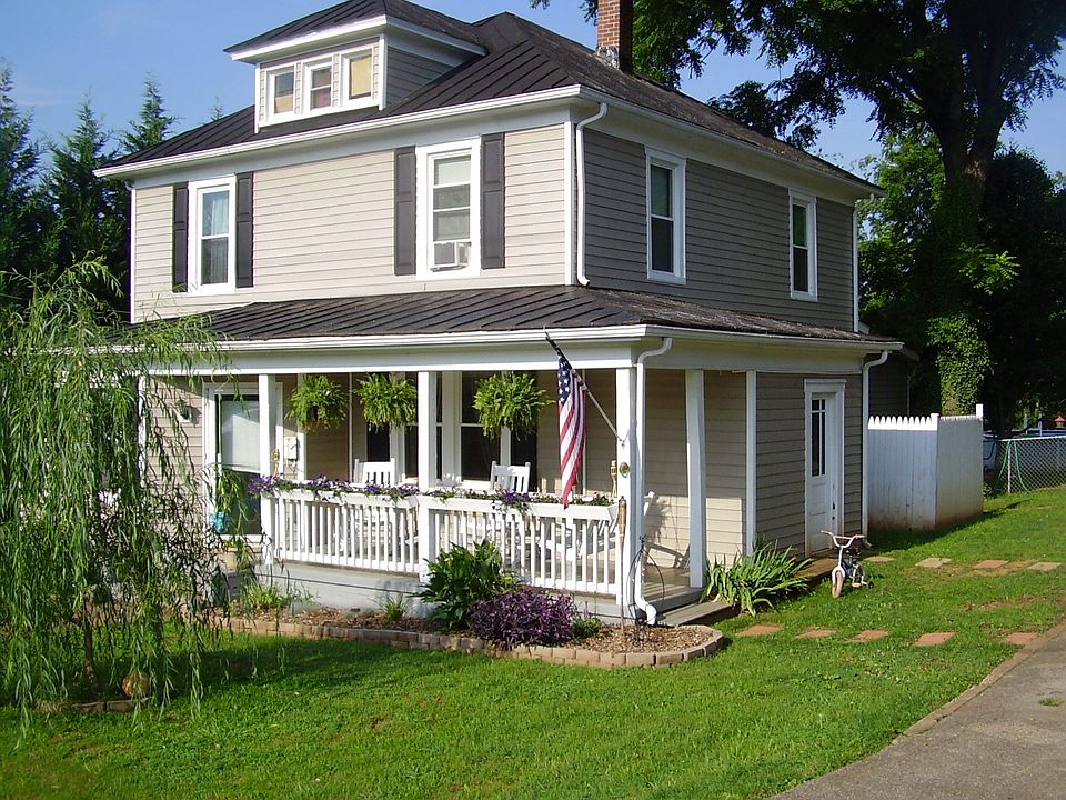 1st image of 290 Orchard Ave