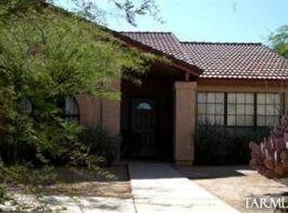 9291 N Golden Finch Ave, Tucson, AZ 85742