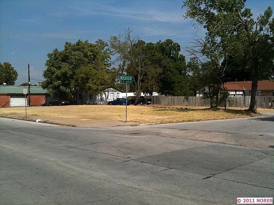 2nd image of 1906 N Kingston Ave