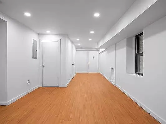 Rented by C2R Management LLC | media 4