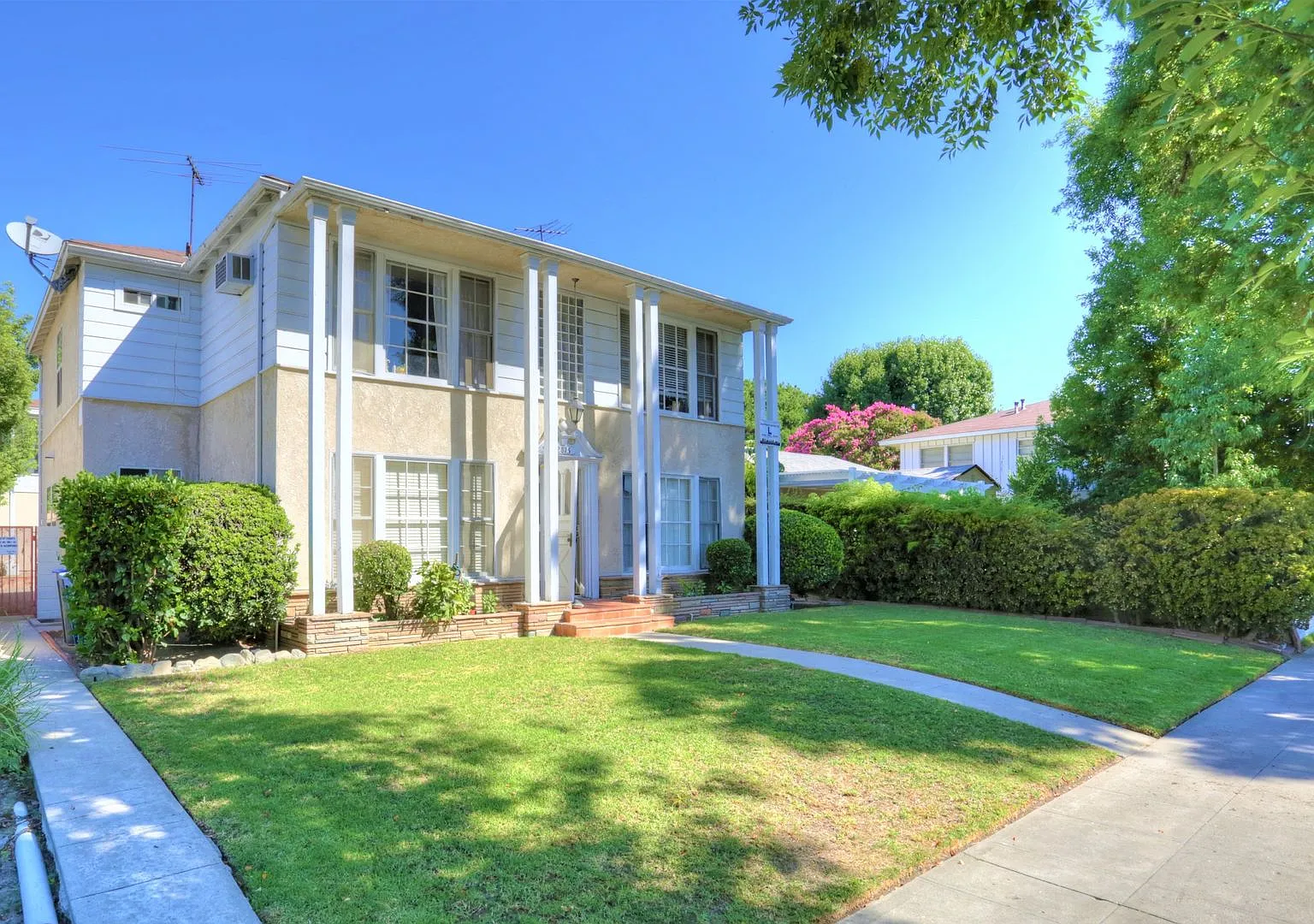 2815Clar — Photo 1