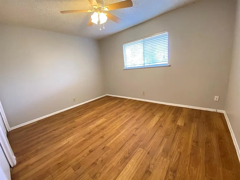 11200A Renel Dr — Photo 12