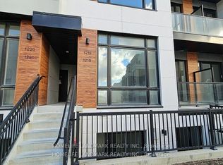 8 David Eyer Rd #1218, Richmond Hill, ON L4S 0N3