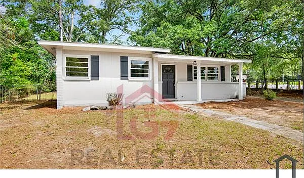 6100 Lorma Rd — Photo 4