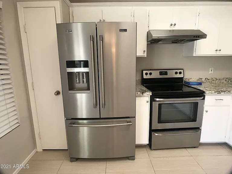 381 E Bart Dr — Photo 9