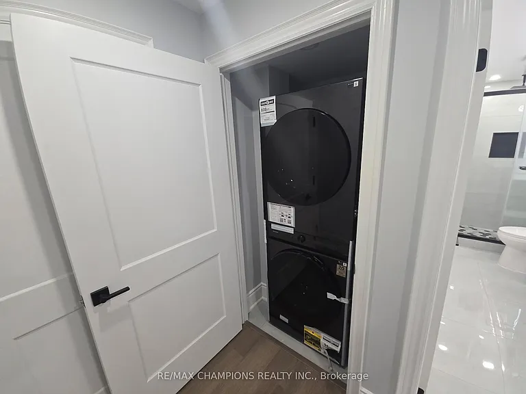 2 Silo Ct — Photo 8