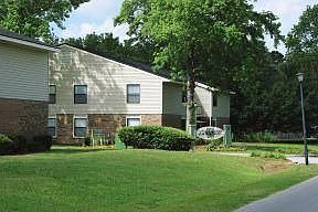 2nd image of 35 Crosscreek Dr APT D1