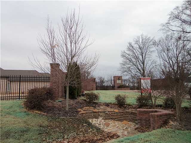 2nd image of 14 Salem Oaks Cv Lot 14