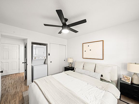 4th image of 634 Cummins Way #2
