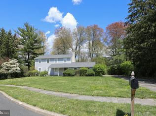 1681 Winchester Dr, Blue Bell, PA 19422