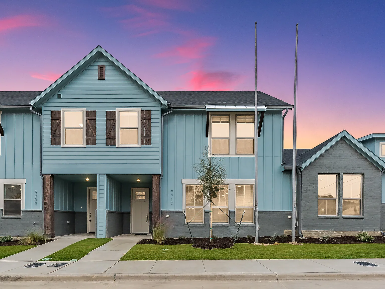 3 bed, 2.5 bath, 1933 sqft, $2,450 — Photo 1