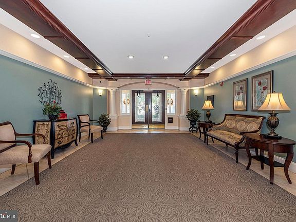 3rd image of 2500 Waterside Dr Unit 316