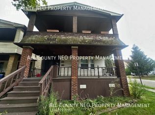 1915 Spring Rd, Cleveland, OH 44109