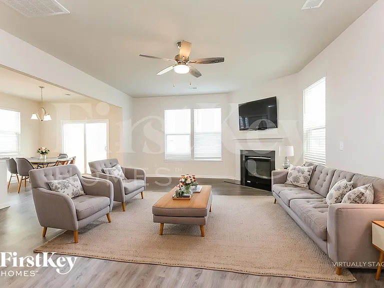 608 Goldburn Way — Photo 4