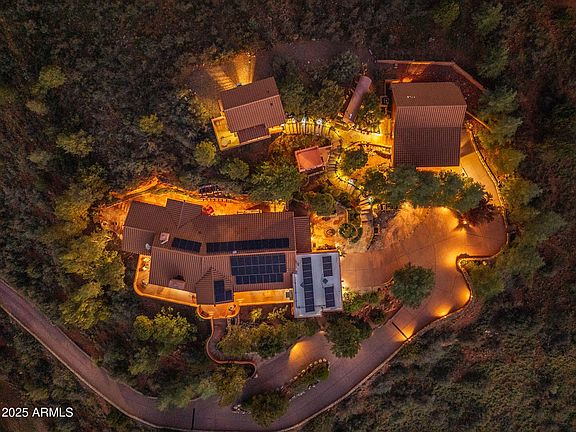 5th image of 3226 Valley Vista Drive