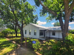 111 Hoot Owl Holw, Ingram, TX 78025